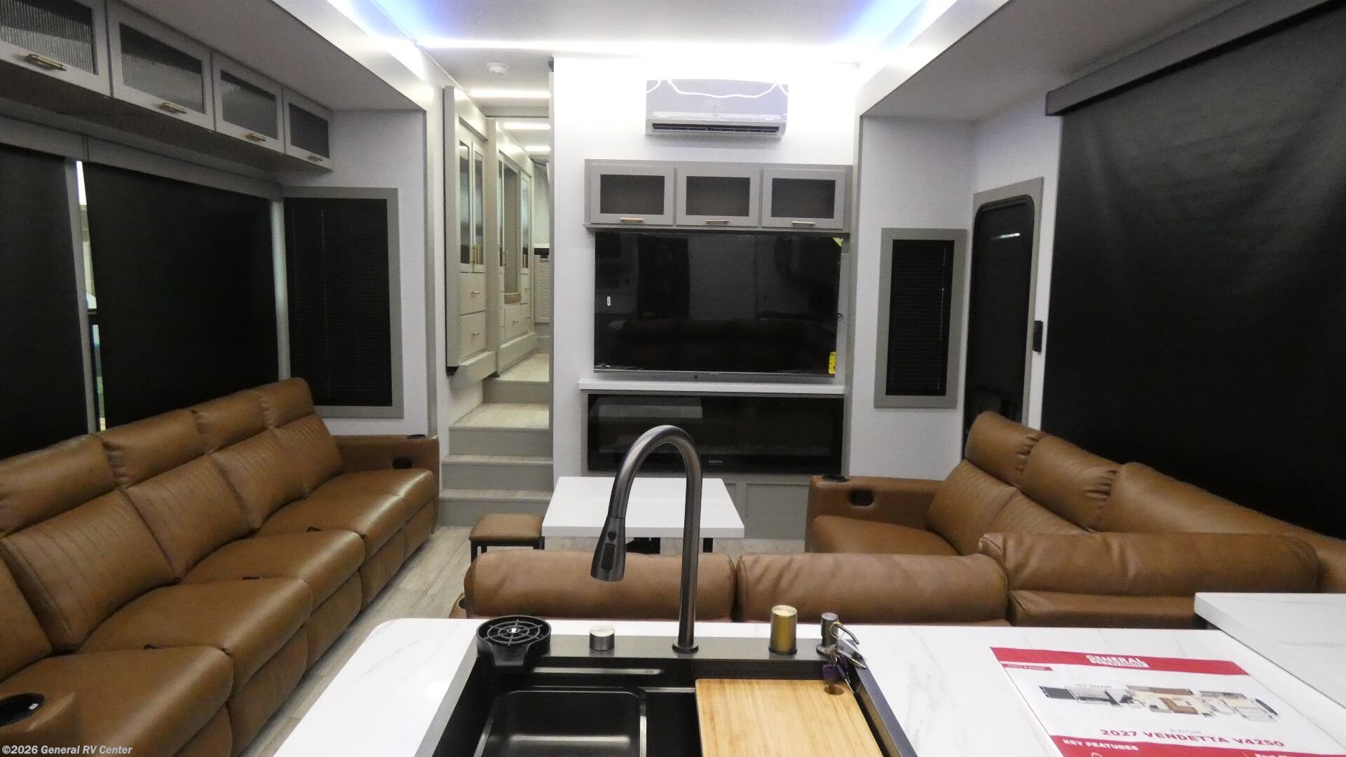 New 2026 Axiom Vendetta V4250 available in West Palm Beach, Florida