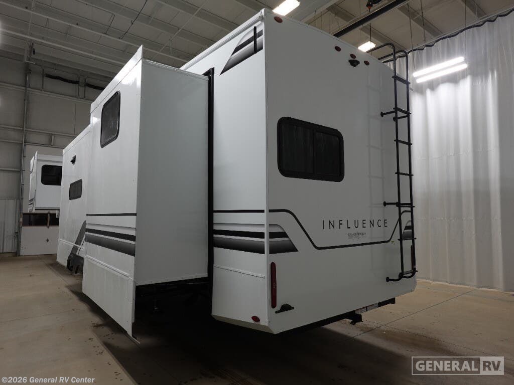 2025 SOLITUDE-I 3704BH by Grand Design from General RV Center in West Palm Beach, Florida