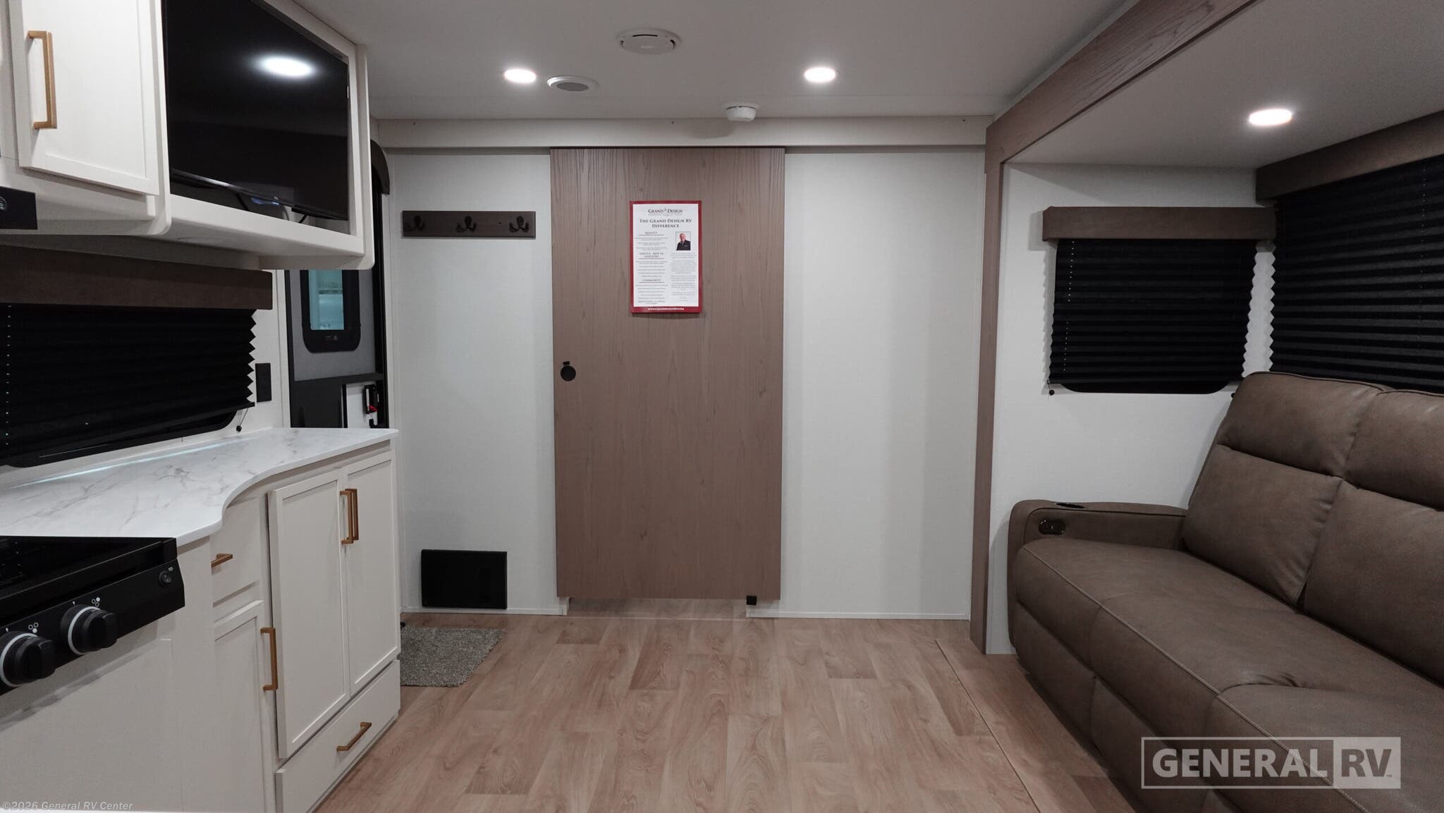 2026 Grand Design TRANSCEND-X 22RBX - New Travel Trailer For Sale by General RV Center in West Palm Beach, Florida