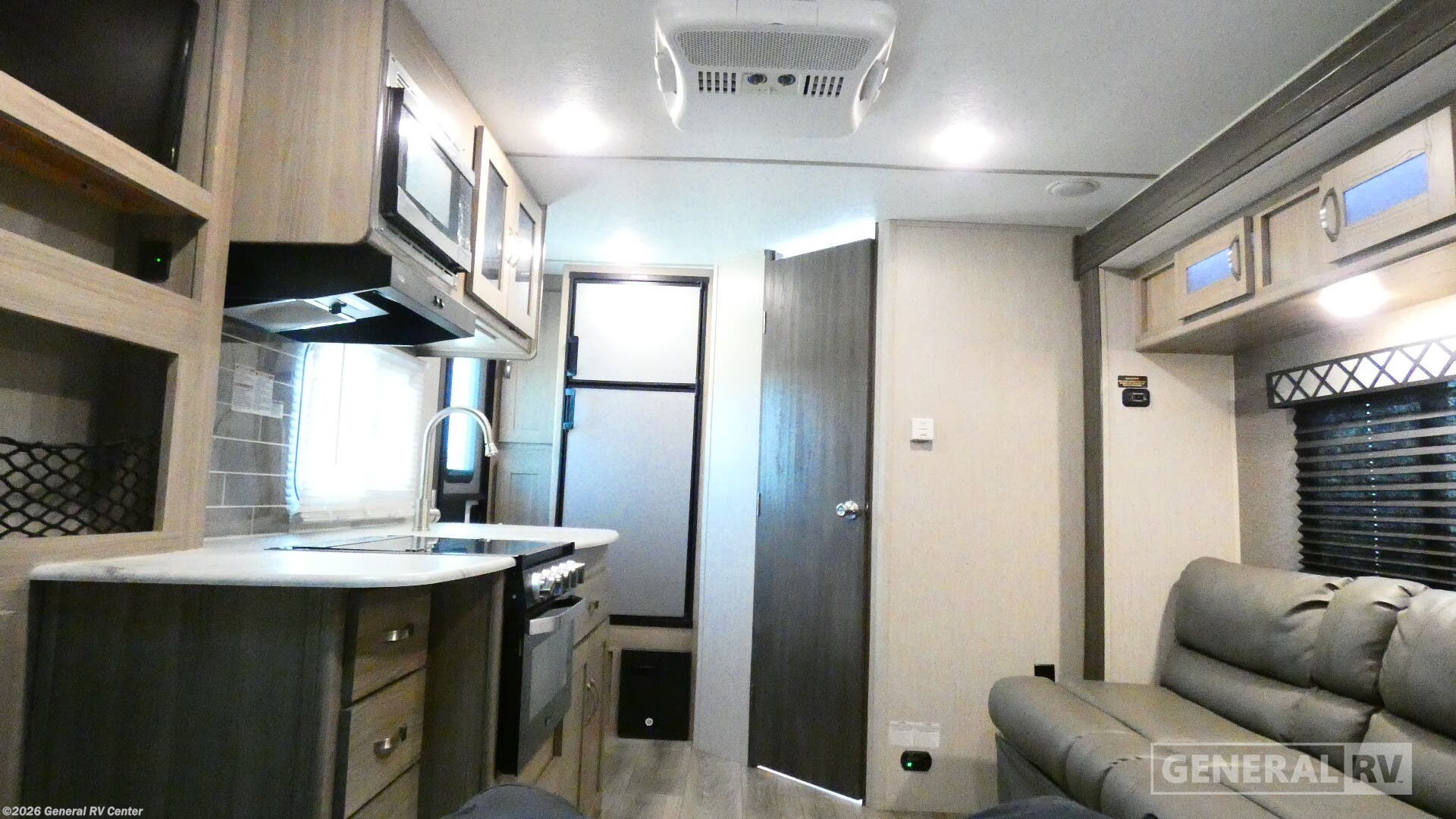 2021 Coachmen Freedom Express 192RBS - Used Travel Trailer For Sale by General RV Center in West Palm Beach, Florida