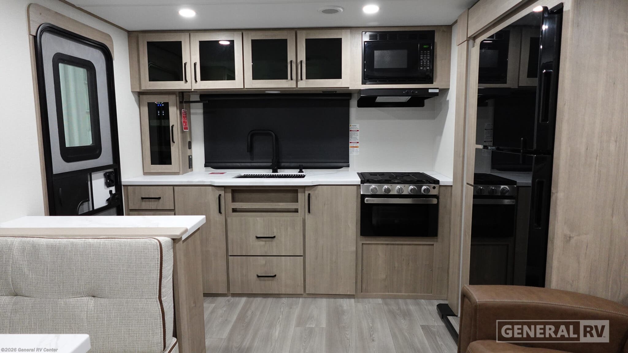 2026 Grand Design Imagine 23LDE - New Travel Trailer For Sale by General RV Center in West Palm Beach, Florida