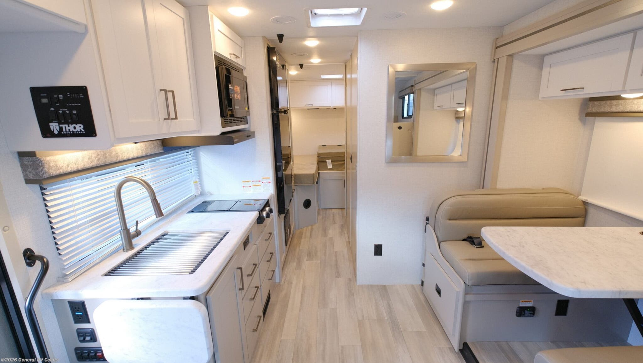 2026 Thor Motor Coach Pasadena SE SZ25 Chevy - New Class C For Sale by General RV Center in West Palm Beach, Florida