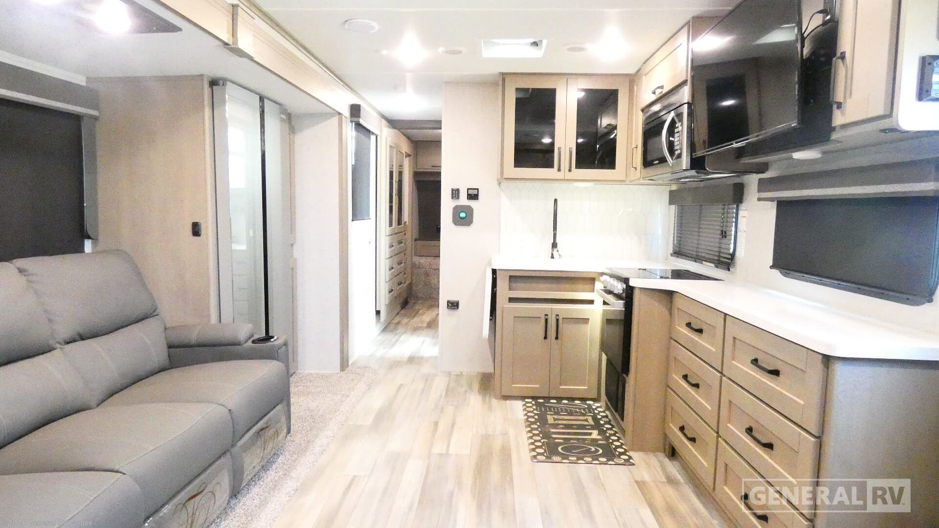 2023 Grand Design Reflection 296RDTS - Used Travel Trailer For Sale by General RV Center in West Palm Beach, Florida