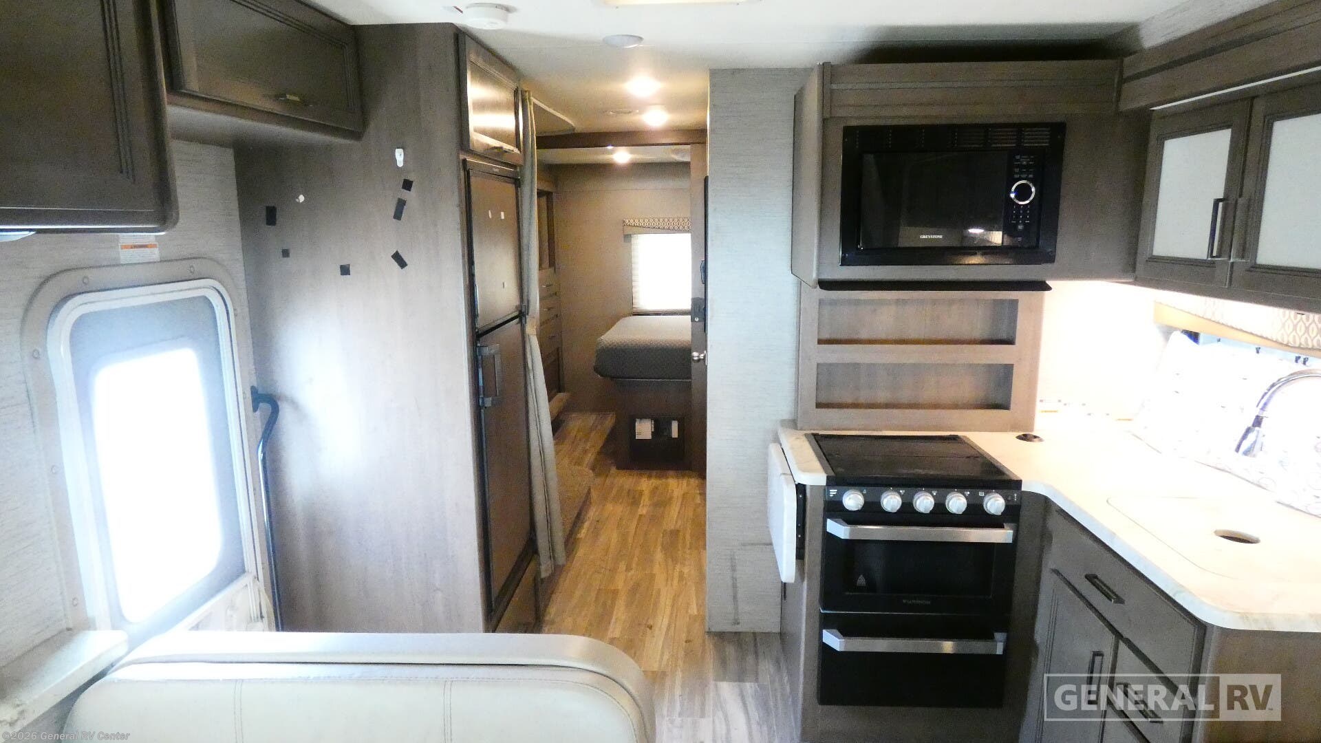 2021 Thor Motor Coach Freedom Elite 30FE - Used Class C For Sale by General RV Center in West Palm Beach, Florida