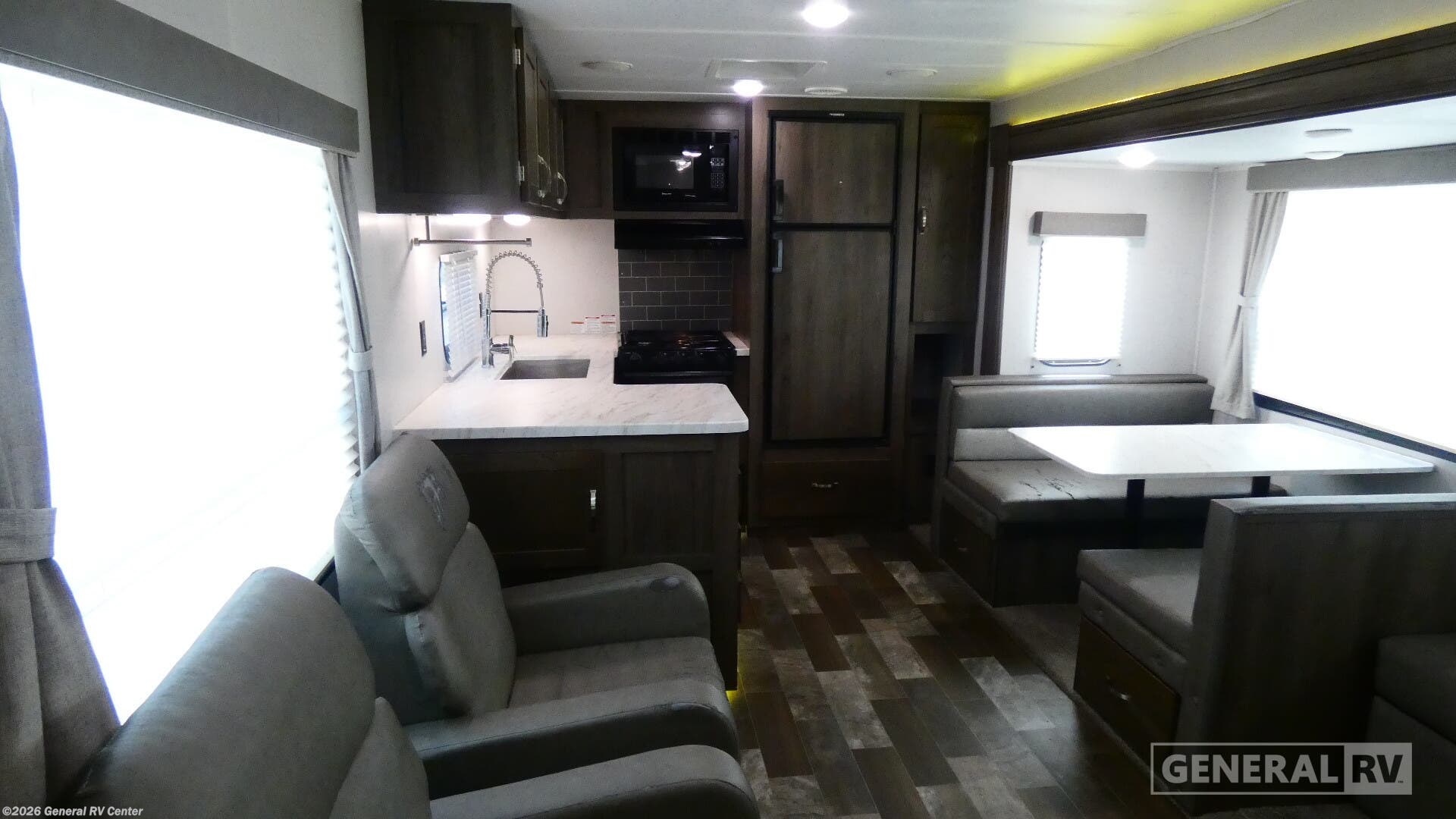 2020 East to West Della Terra 29KRK - Used Travel Trailer For Sale by General RV Center in West Palm Beach, Florida