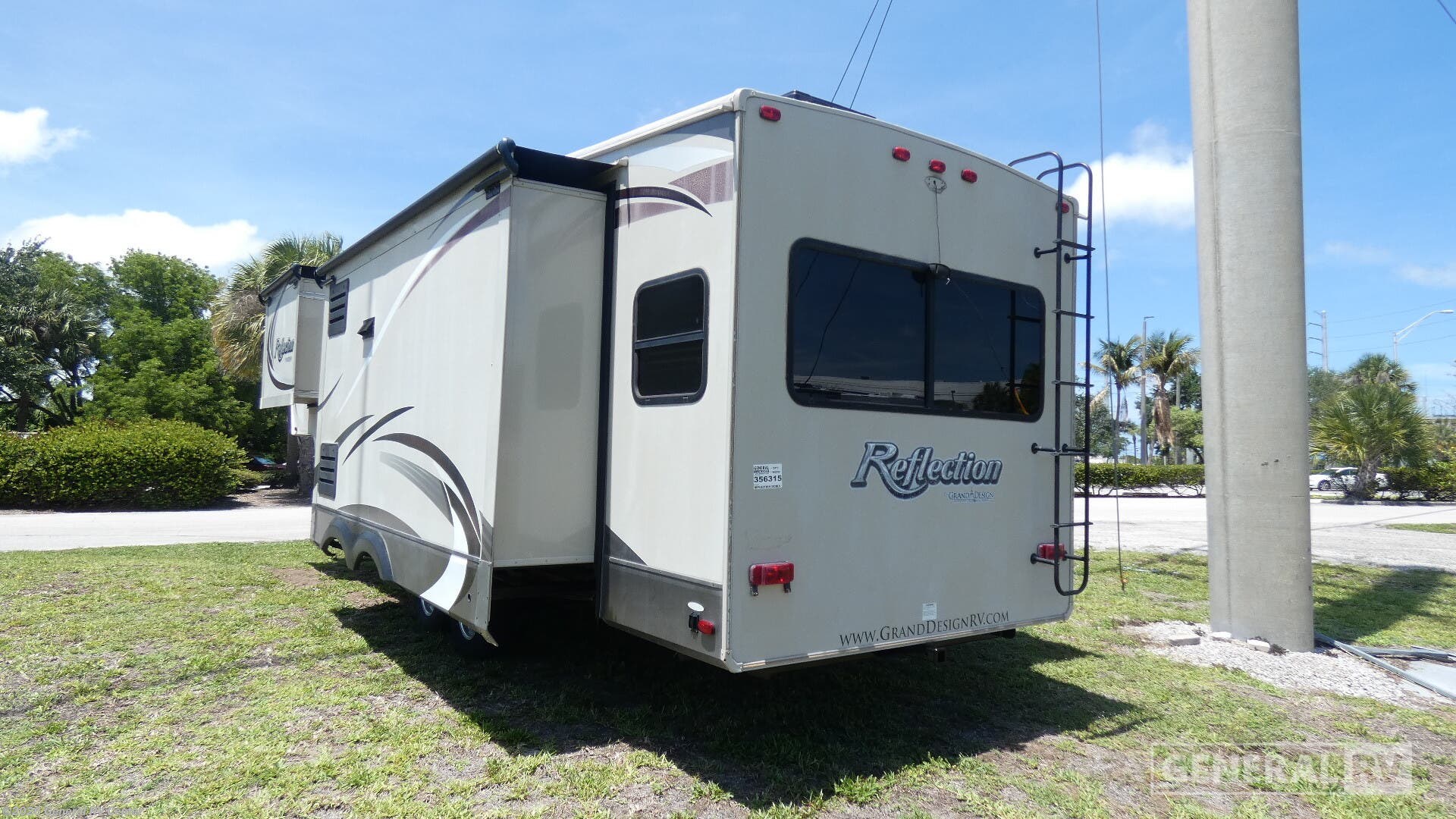 2015 Reflection 303RLS by Grand Design from General RV Center in West Palm Beach, Florida