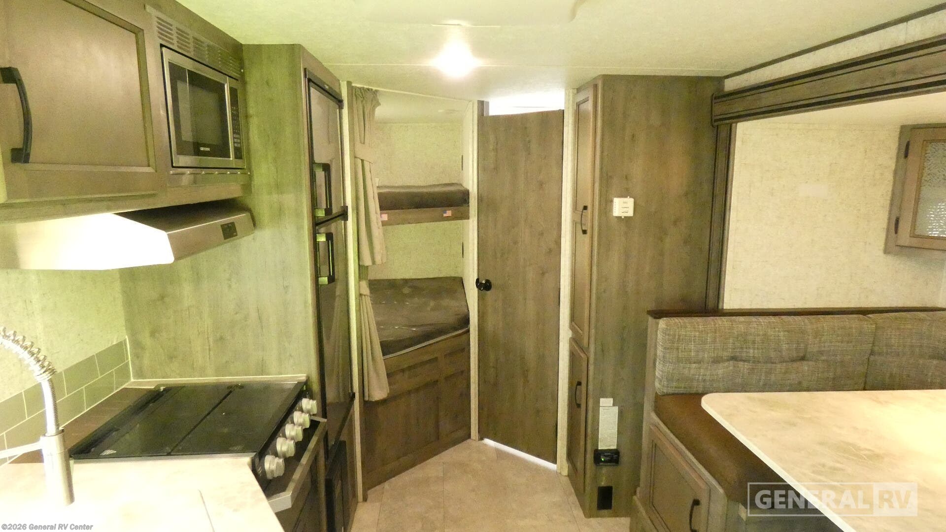 2020 Coachmen Apex 245BHS - Used Travel Trailer For Sale by General RV Center in West Palm Beach, Florida