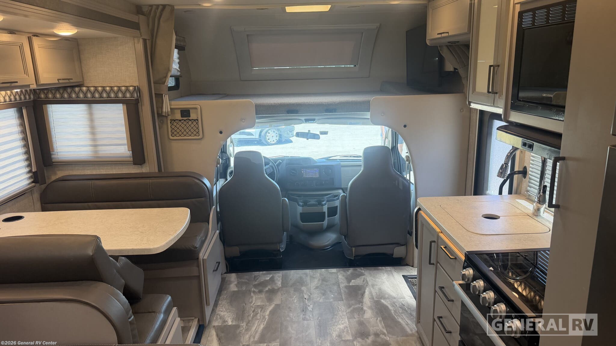 2022 Thor Motor Coach Quantum SE LC25 - Used Class C For Sale by General RV Center in West Palm Beach, Florida