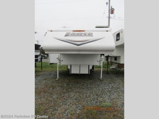 Used 2015 Lance 995 Lance available in Smyrna, Delaware