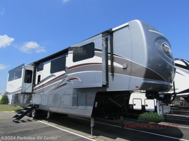 2022 River Ranch 390RL by Palomino from Parkview RV Center in Smyrna, Delaware