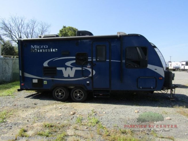 2017 Micro Minnie 2106DS by Winnebago from Parkview RV Center in Smyrna, Delaware