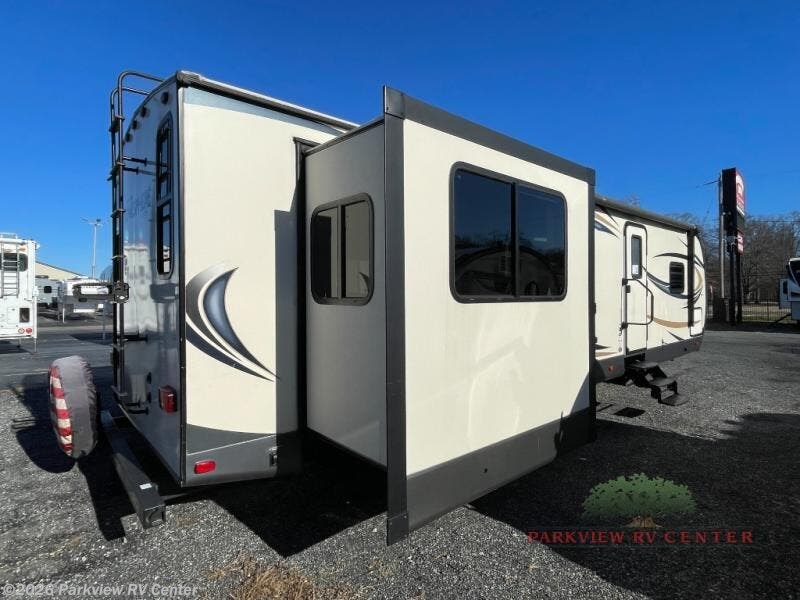 2017 Salem Hemisphere Lite 299RE by Forest River from Parkview RV Center in Smyrna, Delaware