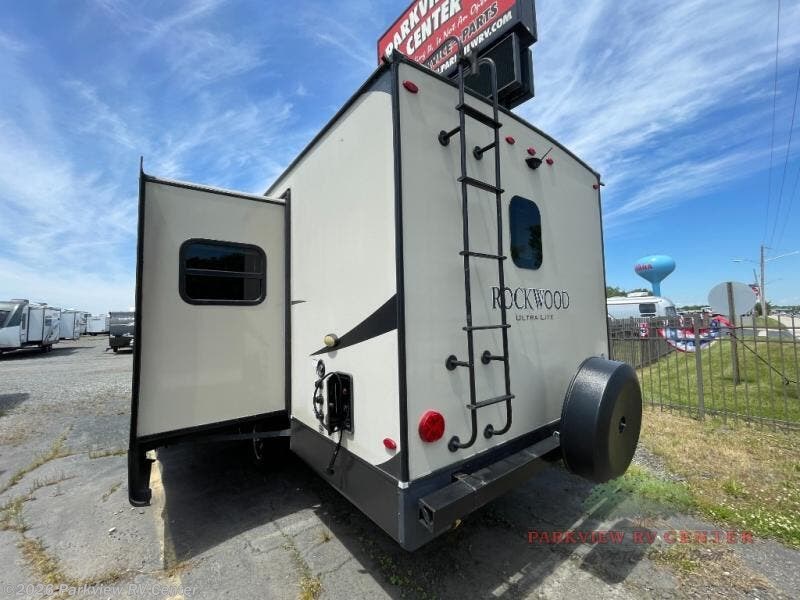 Used 2020 Forest River Rockwood Ultra Lite 2606WS available in Smyrna, Delaware