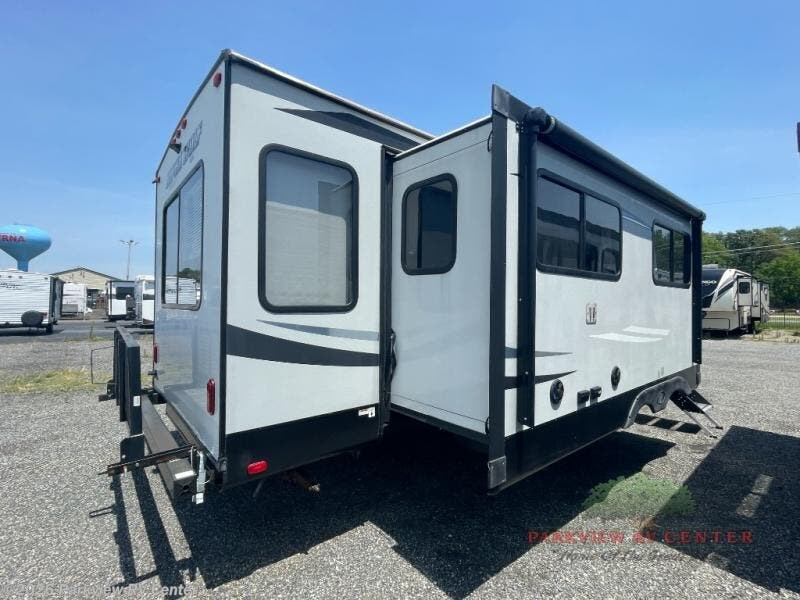 2020 Cherokee Alpha Wolf 26RL-L by Forest River from Parkview RV Center in Smyrna, Delaware