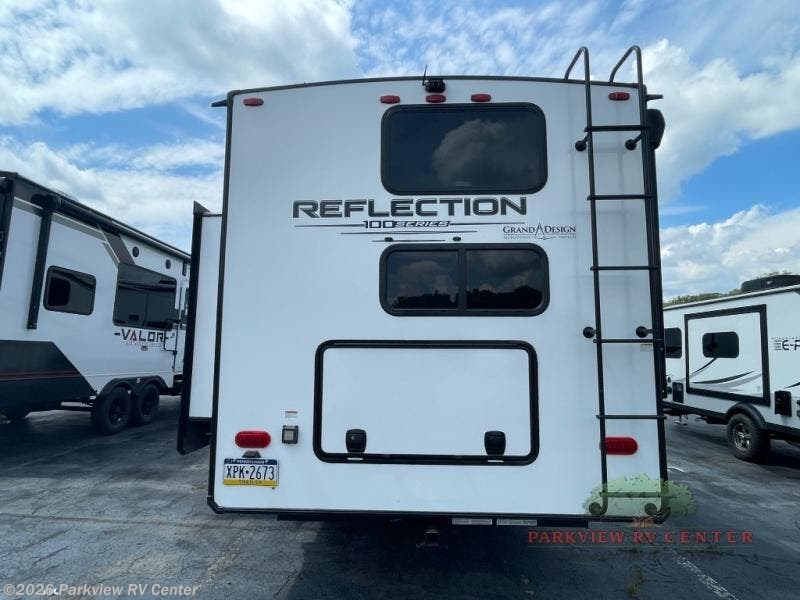 Used 2024 Grand Design Reflection 100 Series 27BH available in Smyrna, Delaware