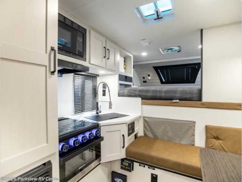 2027 Backpack Edition HS-8801 by Palomino from Parkview RV Center in Smyrna, Delaware