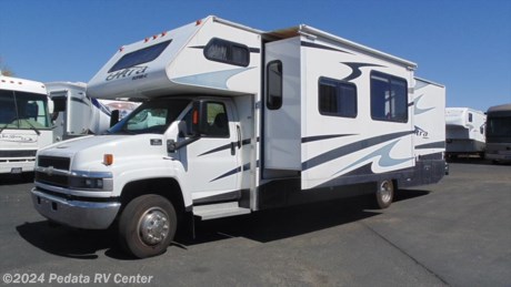 &lt;p&gt;This beauty sleeps 10 with room to spare. With only 17,835 miles it&#39;s sure to sell quick. Call 866-733-2829 for a complete list of options. Hurry before it&#39;s gone!&lt;/p&gt;
