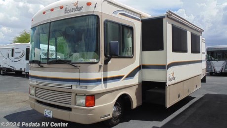 &lt;p&gt;Hard to believe you can own a RV of this caliber with a slide out&amp;nbsp;for less than the price of a used car! Loaded with extras like ice maker and washer/dryer. A must see custom floorplan with bunks. Be sure to call 866-733-2829 for a complete list of options before it&#39;s too late.&amp;nbsp;&lt;/p&gt;
