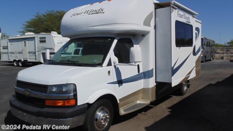 &lt;p&gt;This is the hard to find short Class B on a Workhorse chassis! With only 15,708 miles it&#39;s hardly broke in. Call 866-733-2829 for a complete list of options.&lt;/p&gt;
