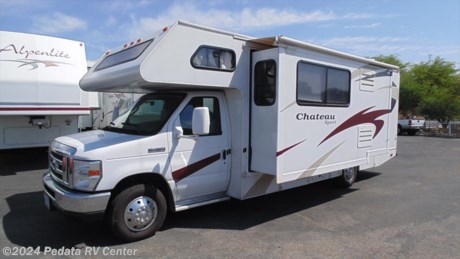 Clean low mileage Class C. This unit is available for a quick delivery. Call 866-733-2829 for a complete list of options. Hurry and you could be camping this weekend! 