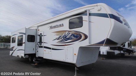 Super clean Quad slide fifth wheel. Loaded and priced to sell. Call 866-733-2829 for a complete list of options. 