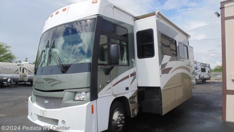 This is a hard to find model with all the extras you would expect in a coach of this caliber. With only 29,350 miles it&#39;s ready for a new home. Call 866-733-2829 for a complete list of options.&amp;nbsp; 