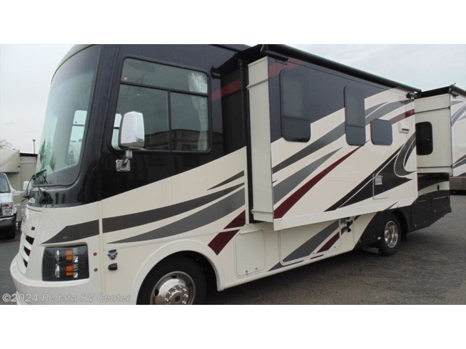 Used 2018 Coachmen Pursuit Precision 27DS w/2slds available in Tucson, Arizona