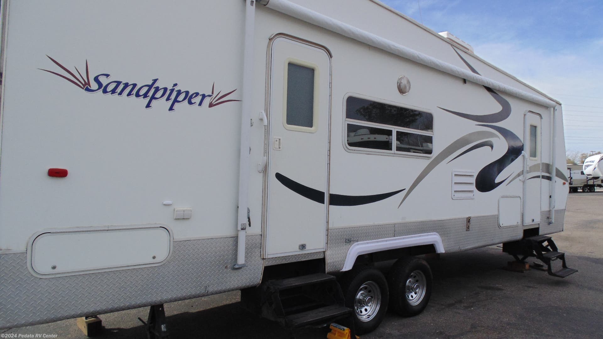 #12112 - Used 2004 Forest River Sandpiper 28SP Toy Hauler RV For Sale 2004 Forest River Sandpiper Toy Hauler