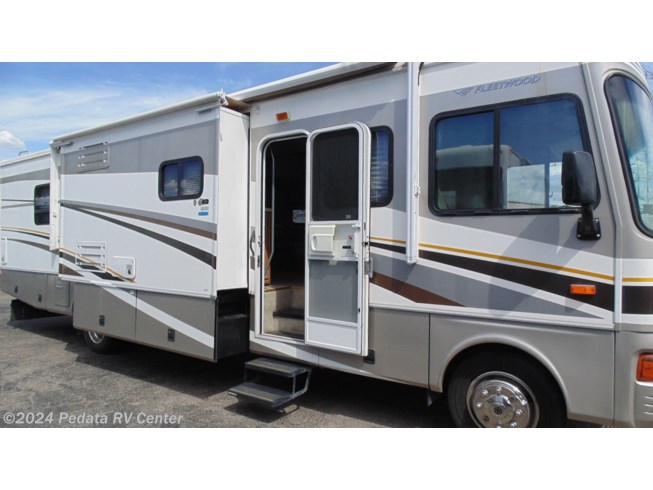 2005 Fleetwood Bounder 34F w/3slds - Used Class A For Sale by Pedata RV Center in Tucson, Arizona