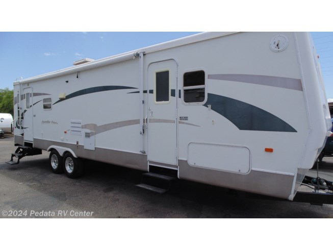2004 CrossRoads Paradise Pointe 34 W/2slds - Used Travel Trailer For Sale by Pedata RV Center in Tucson, Arizona