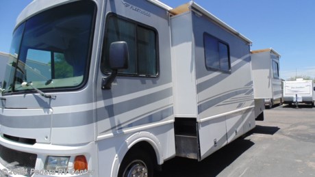 &lt;p&gt;This is a &lt;span style=&quot;text-decoration: underline;&quot;&gt;Super &lt;/span&gt;&lt;span style=&quot;text-decoration: underline;&quot;&gt;Clean&lt;/span&gt; hard to find short Class A Motorhome. With only 27,363 miles it&#39;s sure to go quick. Call 866-733-2829 today before it&#39;s too late.&amp;nbsp;&lt;/p&gt;