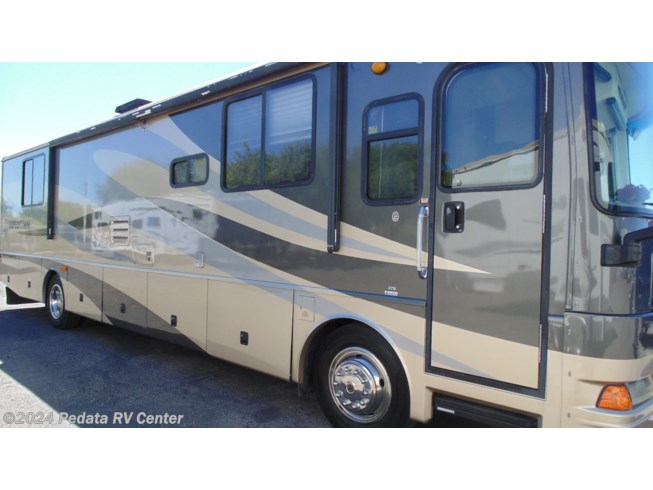 2005 Fleetwood Expedition 37U w/2slds - Used Diesel Pusher For Sale by Pedata RV Center in Tucson, Arizona
