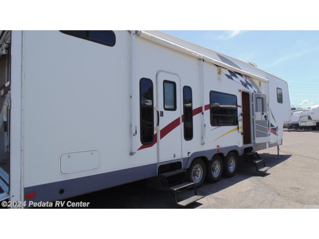 2006 GearBox 385 by Fleetwood from Pedata RV Center in Tucson, Arizona
