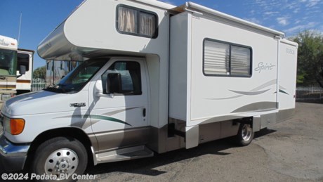 &lt;p&gt;Perfect coach for the outdoorsmen. Has a exterior sink and a pass thru into the kitchen! Call 866-733-2829 for a complete list of options today!&lt;/p&gt;