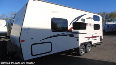 &lt;p&gt;Hard to find short trailer that sleeps 6! Call 866-733-2829 to schedule a free live virtual tour.&amp;nbsp;&lt;/p&gt;