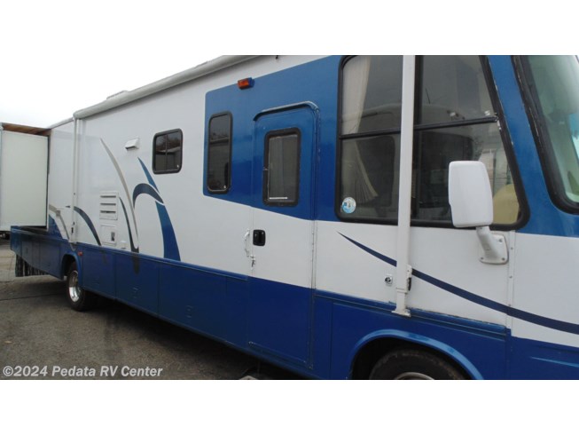 2004 Damon Challenger 348 w/2slds - Used Class A For Sale by Pedata RV Center in Tucson, Arizona