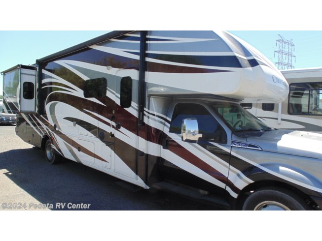 2016 Thor Motor Coach Chateau Super C 35SKw/2slds - Used Class C For Sale by Pedata RV Center in Tucson, Arizona
