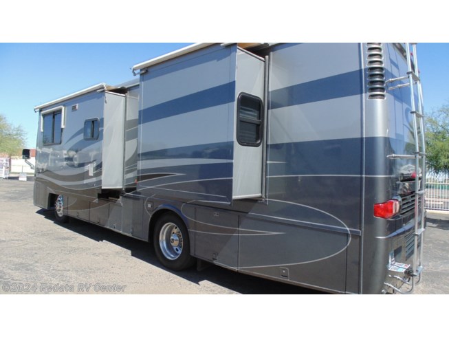 2005 Kountry Star 3355 w/2slds by Newmar from Pedata RV Center in Tucson, Arizona