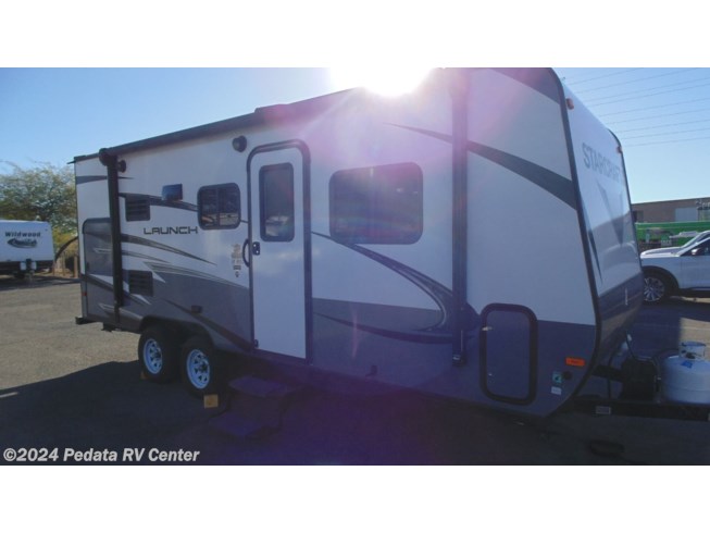 2018 Starcraft Launch Outfitter 7 19MBS w/1sld - Used Travel Trailer For Sale by Pedata RV Center in Tucson, Arizona
