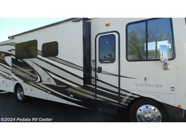 2017 Holiday Rambler Vacationer 36Y w/3slds - Used Class A For Sale by Pedata RV Center in Tucson, Arizona