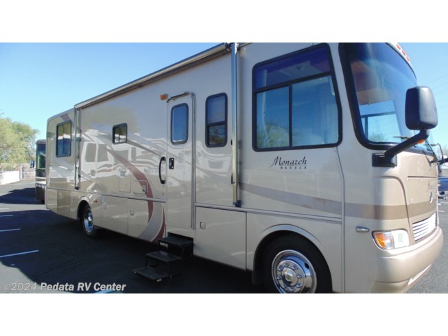 2007 Monaco RV Monarch 33SFS 1 sld - Used Class A For Sale by Pedata RV Center in Tucson, Arizona features Awning, Air Conditioning, Batteries, Smoke Detector, Glass Shower Door