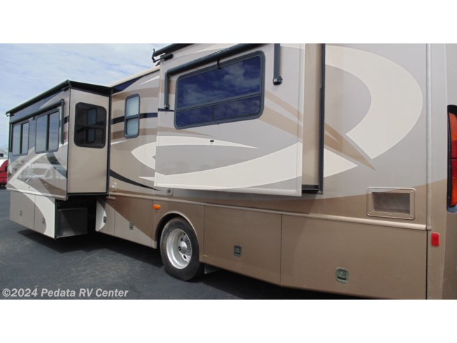 2007 Fleetwood Discovery 39L w/4slds - Used Diesel Pusher For Sale by Pedata RV Center in Tucson, Arizona