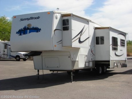 &lt;p&gt;&amp;nbsp;&lt;/p&gt;

&lt;p&gt;This 2005 Sunnybrook is a very nice fifth wheel with all you will need to vacation in comfort and style.&amp;nbsp; Features include: ceiling fan, fantastic fan, exterior shower, TV, DVD, 5.1 surround sound, two recliners, day-night shades, refrigerator, microwave, and a large pull out pantry. For complete information call us toll free at 888-545-8314.&lt;/p&gt;

&lt;p&gt;&amp;nbsp;&lt;/p&gt;
