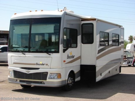 &lt;p&gt;This 2006 Fleetwood Bounder motorhome lives up to its reputation as a quality RV that offers a lot of value for the money, ESPECIALLY at Pedata Direct prices. Features include: fully automatic leveling jacks, back-up monitor, power visors, thermal pane windows, encased power patio awning, TV, DVD, VCR, satellite dish, fantastic fan, glass shower. For complete information on this used class a&amp;nbsp; call us toll free at 888-545-8314.&lt;/p&gt;
