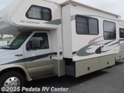 2005 Fleetwood Tioga 31W w/1sld 