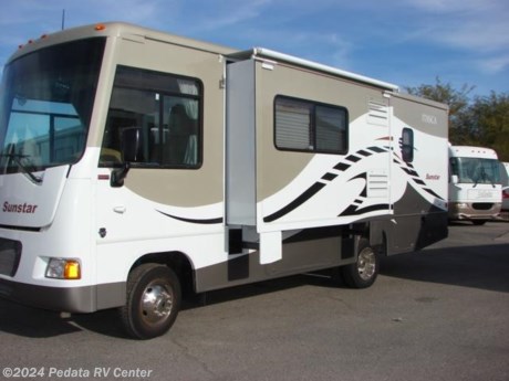 &lt;p&gt;This is a like new unit and at only 27 feet it is fully loaded! Comes with a lot of features usually only found on larger coaches. Has a walk around queen bed, 2 LCD TV&#39;s, Auto leveling jacks and a backup camera. This is&amp;nbsp;the perfect unit for getting off the beaten path and seeing the country. Hurry before it&#39;s too late. Call 1-866-733-2829 TODAY!&lt;/p&gt;
