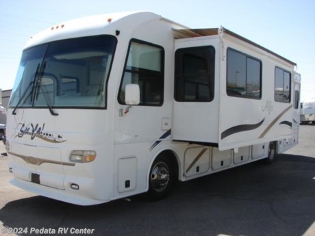 &lt;p&gt;This is a clean 40ft Diesel Pusher with a wide open floorplan. Comes loaded with washer dryer, 4 door Refer and lots more. Call one of our Sales Reps today for a complete list of options! Call 866-733-2829 before it&#39;s gone.&lt;/p&gt;
