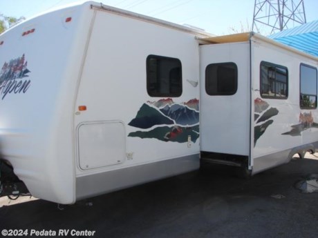 &lt;p&gt;If you&#39;re looking for something easy to pull this could be the one for you.&amp;nbsp;Comes fully equipped with TV, Stereo and DVD player.&amp;nbsp;Looks alot bigger inside than 27&#39; once the super slide is out. Call 866-733-2829 for more details&lt;/p&gt;
