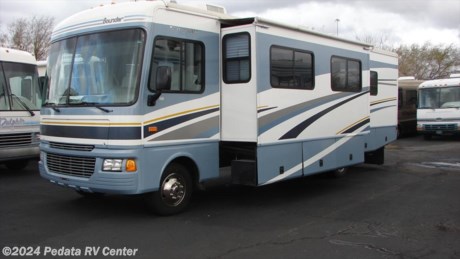 &lt;p&gt;Loaded with all the right extras this one is ready to hit the road. This used rv has 2 slide outs and only 32.6 feet, this is a popular model. Be sure to call Pedata Rv 866-733-2829 for a complete list of options Rv.&lt;/p&gt;
