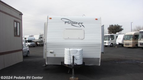 &lt;p&gt;A great little unit only 24 feet with a slide out! Loaded with all the necessities and priced to sell. Be sure to call 866-733-2829 for a complete list of options.&lt;/p&gt;

&lt;p&gt;&amp;nbsp;&lt;/p&gt;

